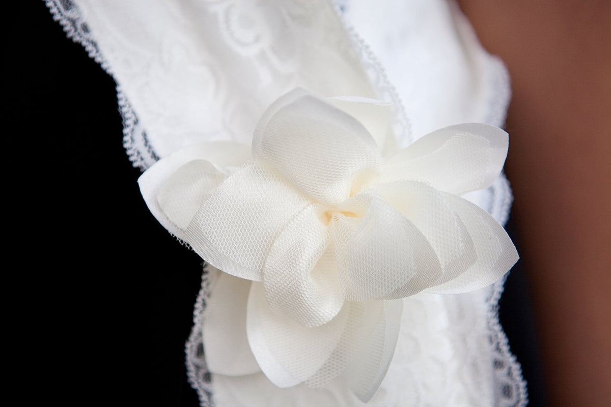 Bride To Be Lace & Satin Bachelorette Sash – Luxury Hen Party Accessory