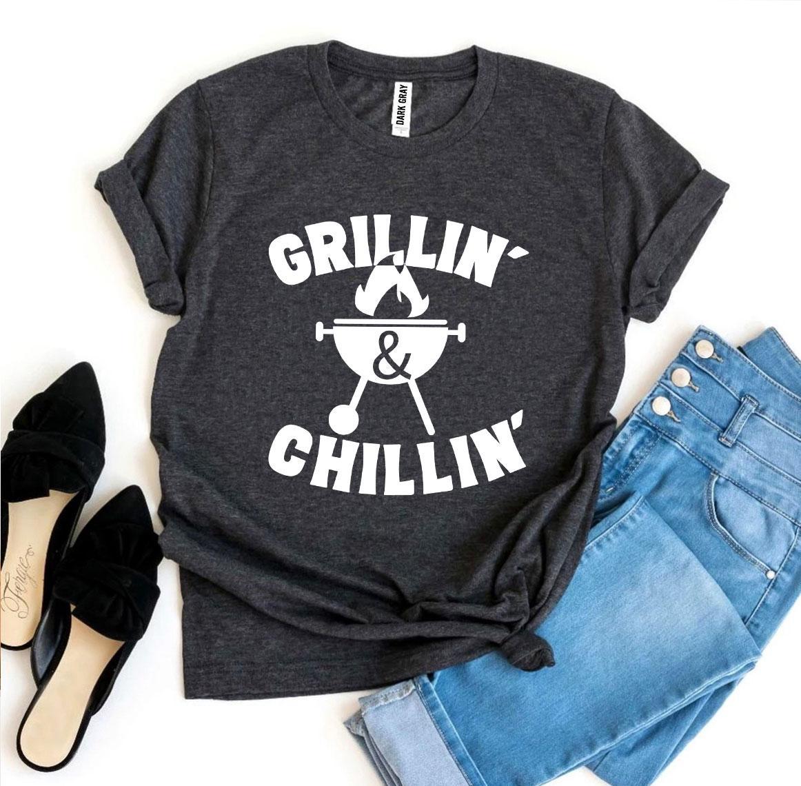 Grillin' And Chillin' – Funny BBQ Lover Graphic T-Shirt