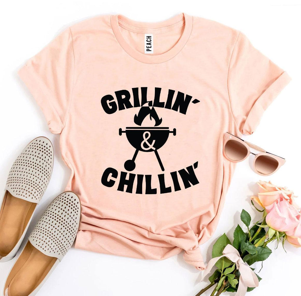 Grillin' And Chillin' – Funny BBQ Lover Graphic T-Shirt